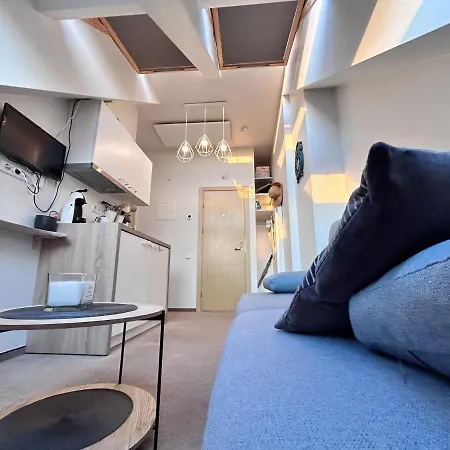 شقة Super Mini Loft With Outdoor Pool. *