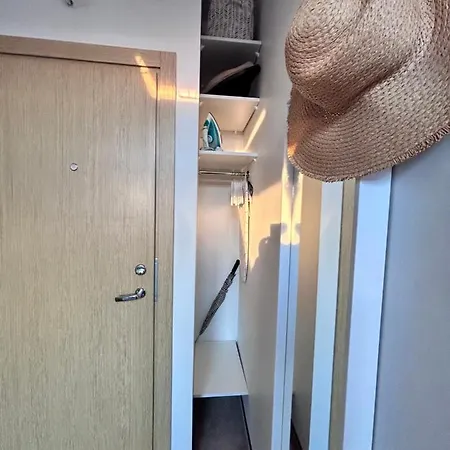 Super Mini Loft With Outdoor Pool. 아파트 팔랑가